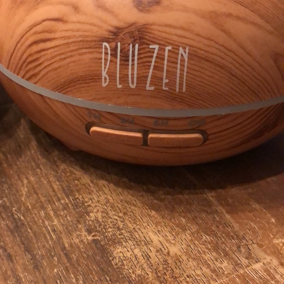 Diffusers - Picture 2 of 3